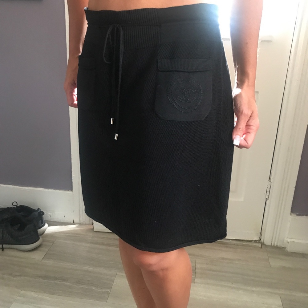Chanel knit drawstring logo skirt